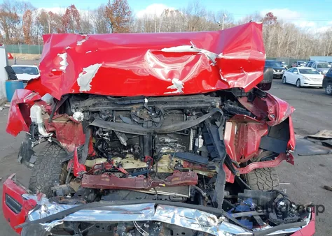 2021 Nissan Titan Sv 4X4 из США, поврежденный, VIN 1N6AA1ED1MN500144